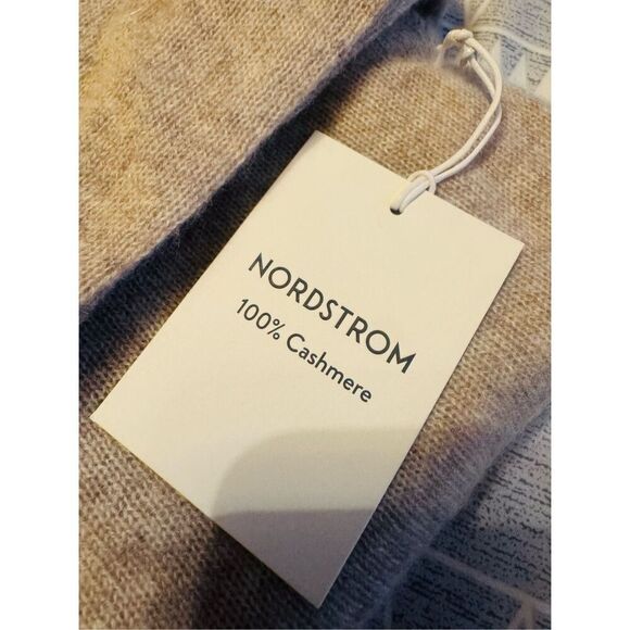 Nordstrom Turtleneck 100% Cashmere Sweater, Size Small (4/6), Beige, NWT - Picture 5 of 5